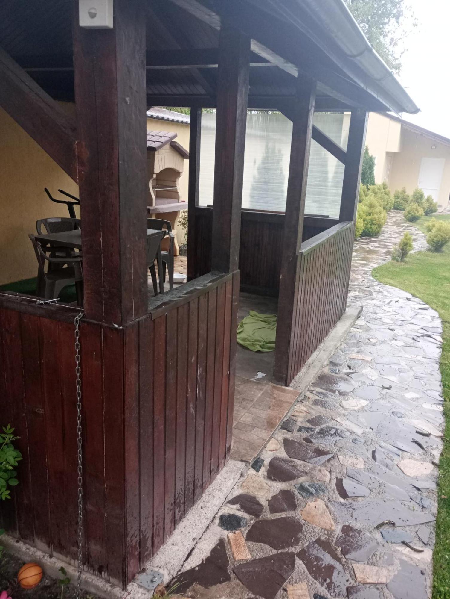 Izabella Guest House Săcele Dış mekan fotoğraf