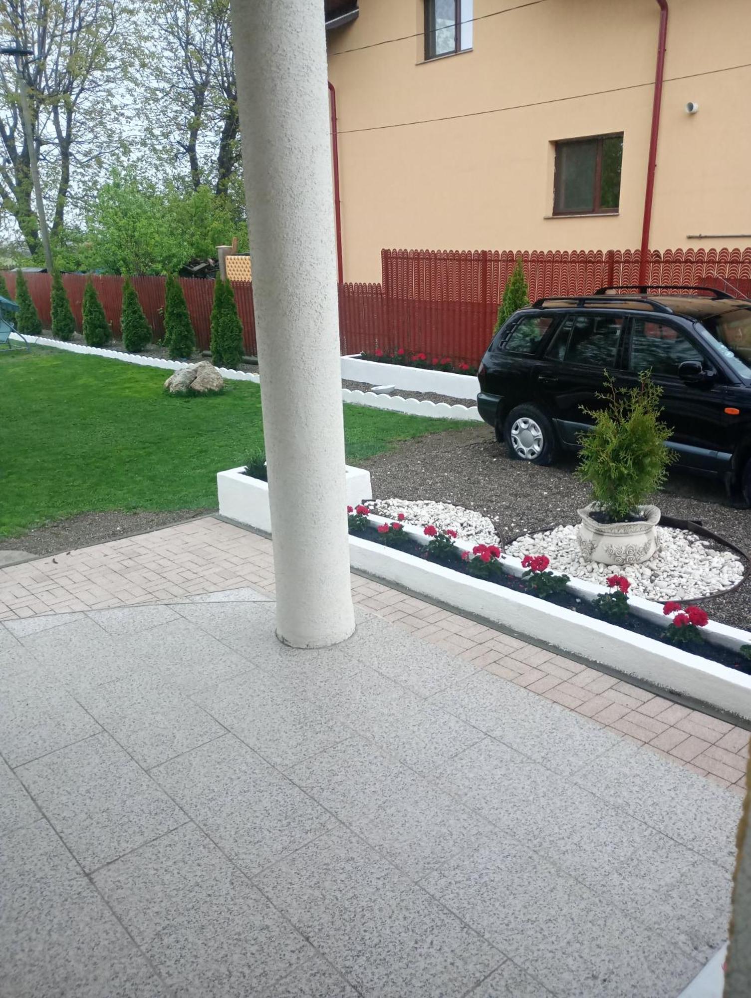 Izabella Guest House Săcele Dış mekan fotoğraf