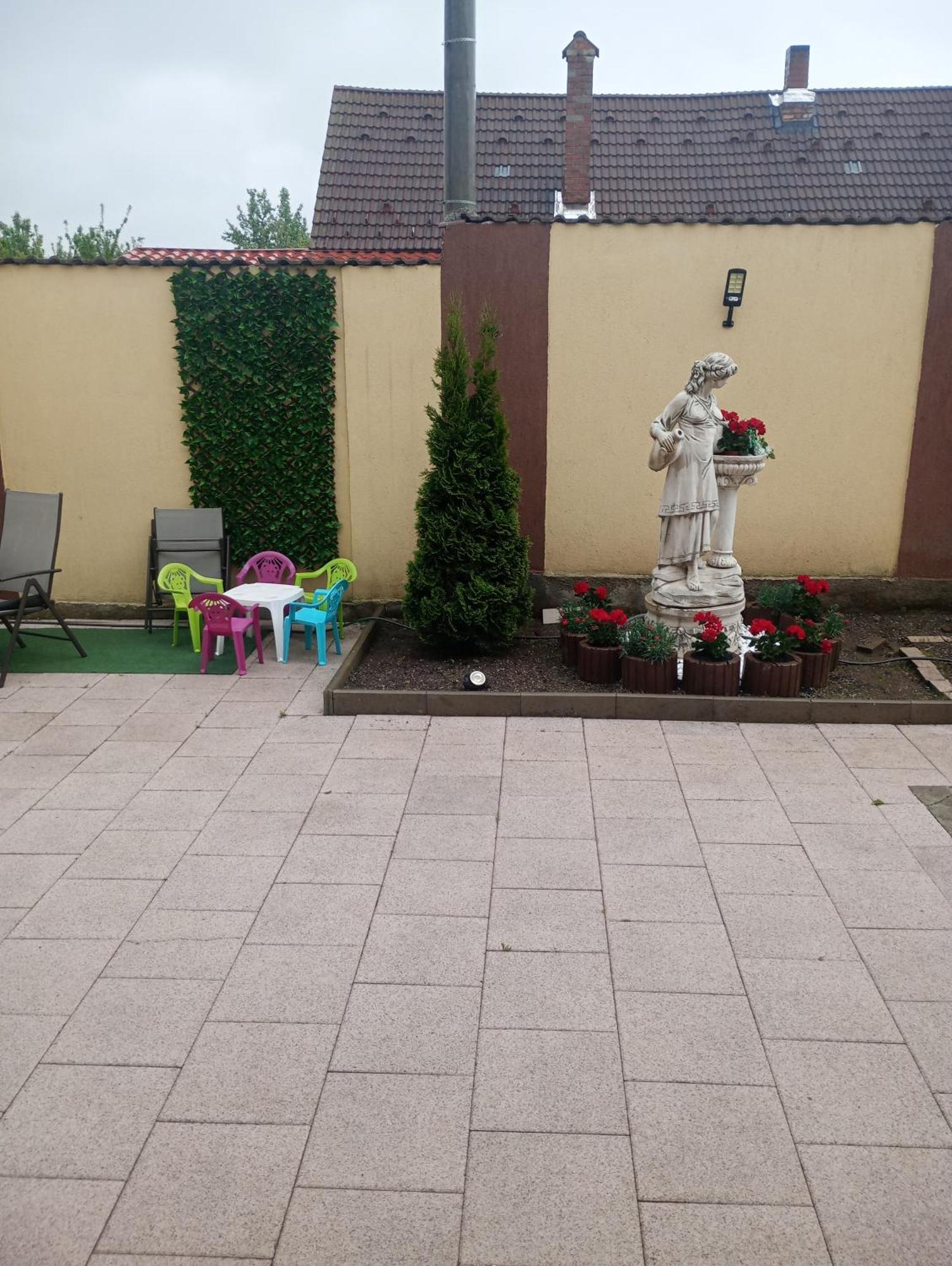 Izabella Guest House Săcele Dış mekan fotoğraf