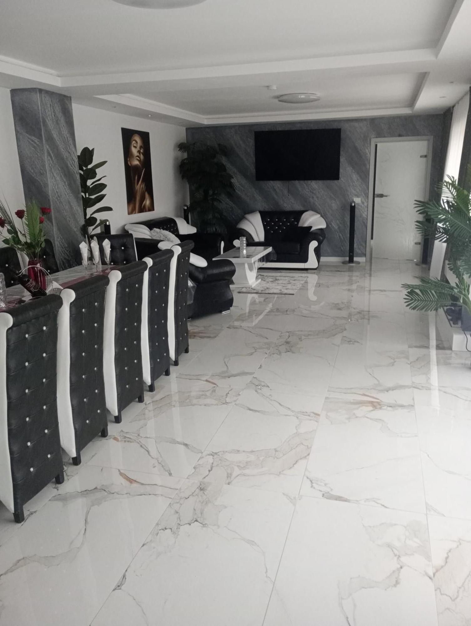 Izabella Guest House Săcele Dış mekan fotoğraf