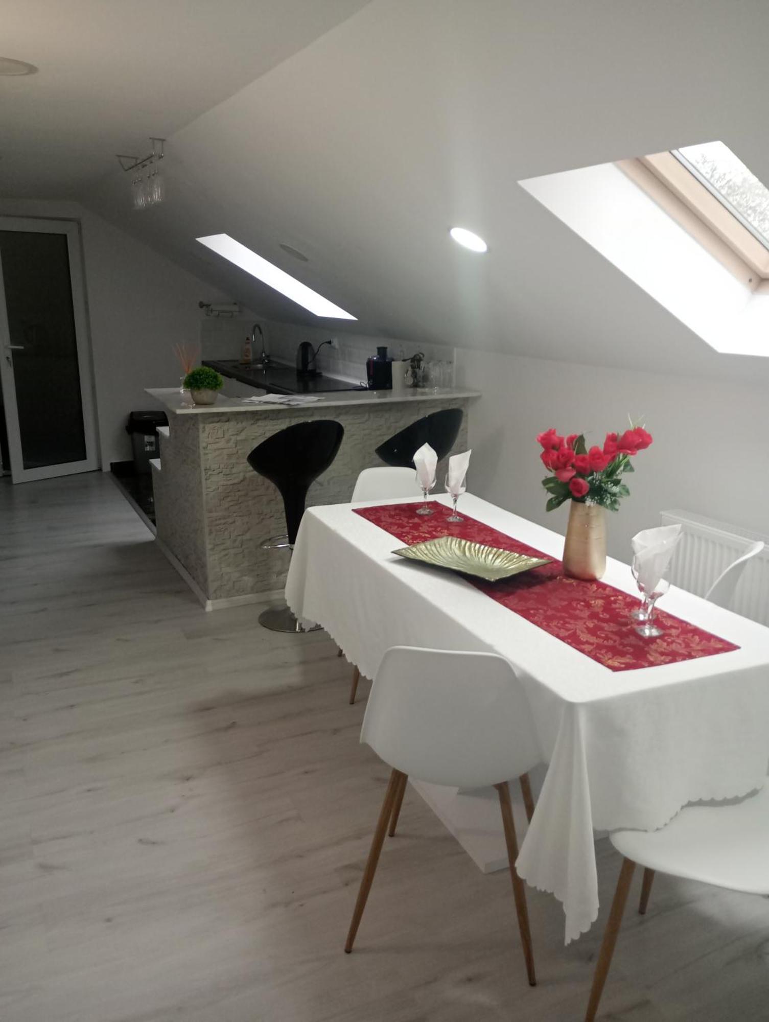 Izabella Guest House Săcele Dış mekan fotoğraf
